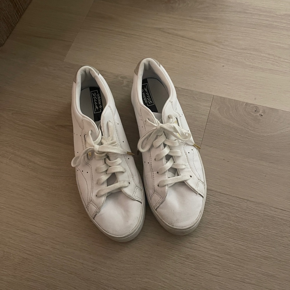 Adidas Skeek 72 Triple White Women Sneakers Sz 9 - Picture 6 of 9